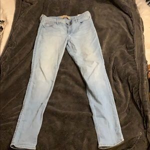 Hollister Super Skinny High Rise Jeans size 9R